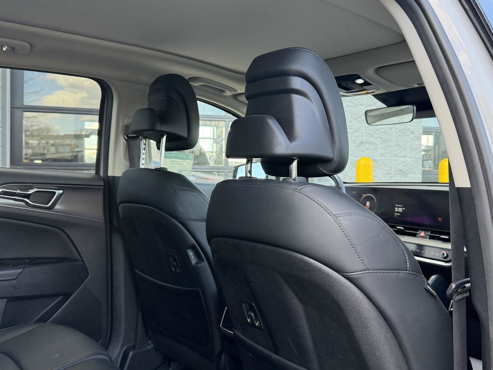 Used 2023 Kia Sportage SX image 57