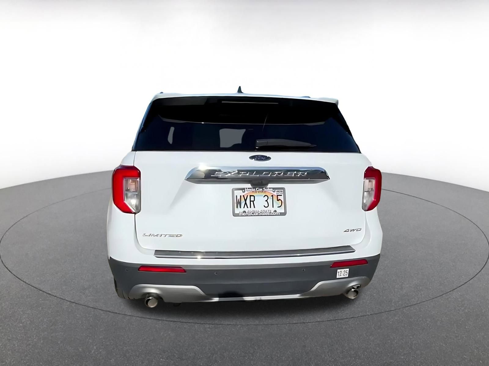 Used 2023 Ford Explorer Limited image 12