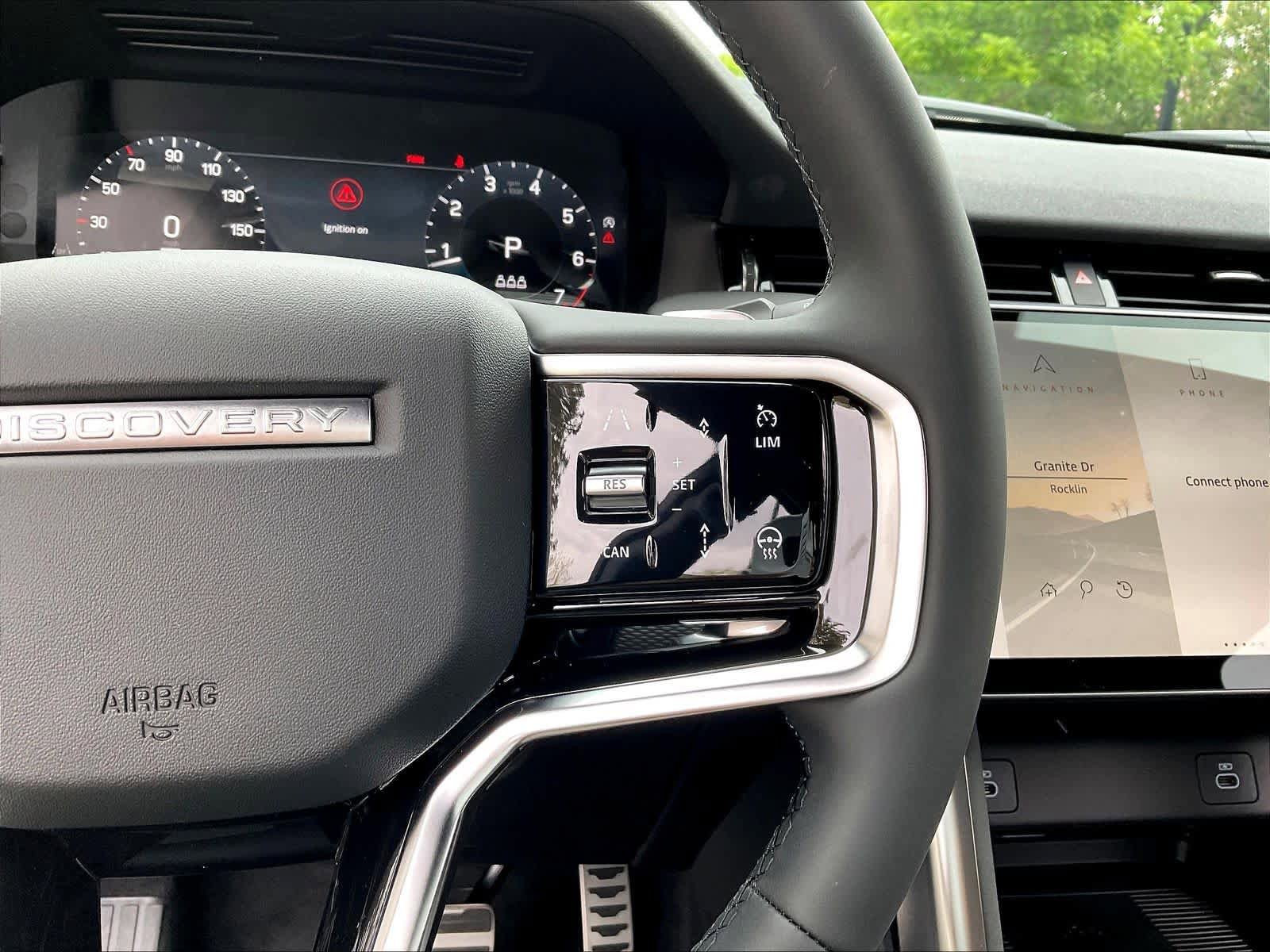 New 2026 Land Rover Discovery Sport Landmark AWD/4WD image 18