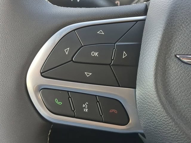 New 2026 Chrysler Voyager LX FWD image 30