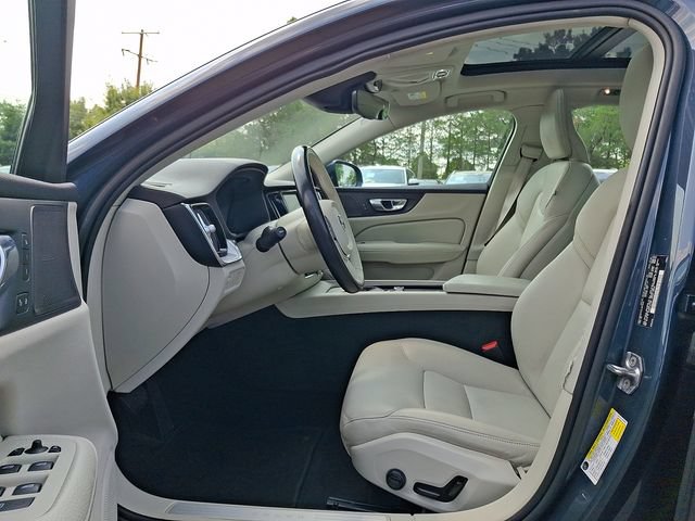 Used 2020 Volvo S60 T6 Momentum AWD/4WD image 13