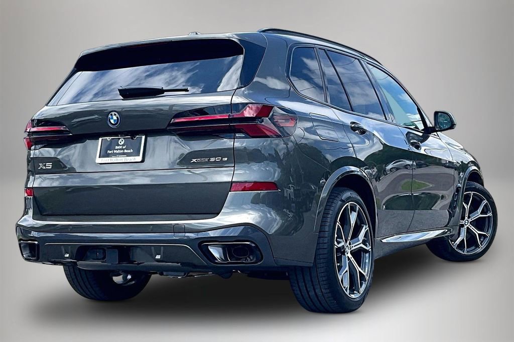 New 2026 BMW X5 xDrive50e w/ M Sport Package AWD/4WD image 21