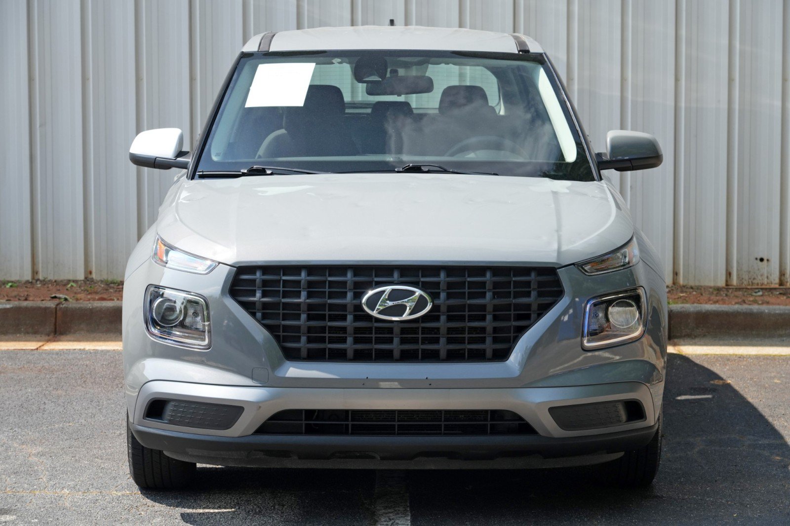 Used 2021 Hyundai Venue SE FWD image 38