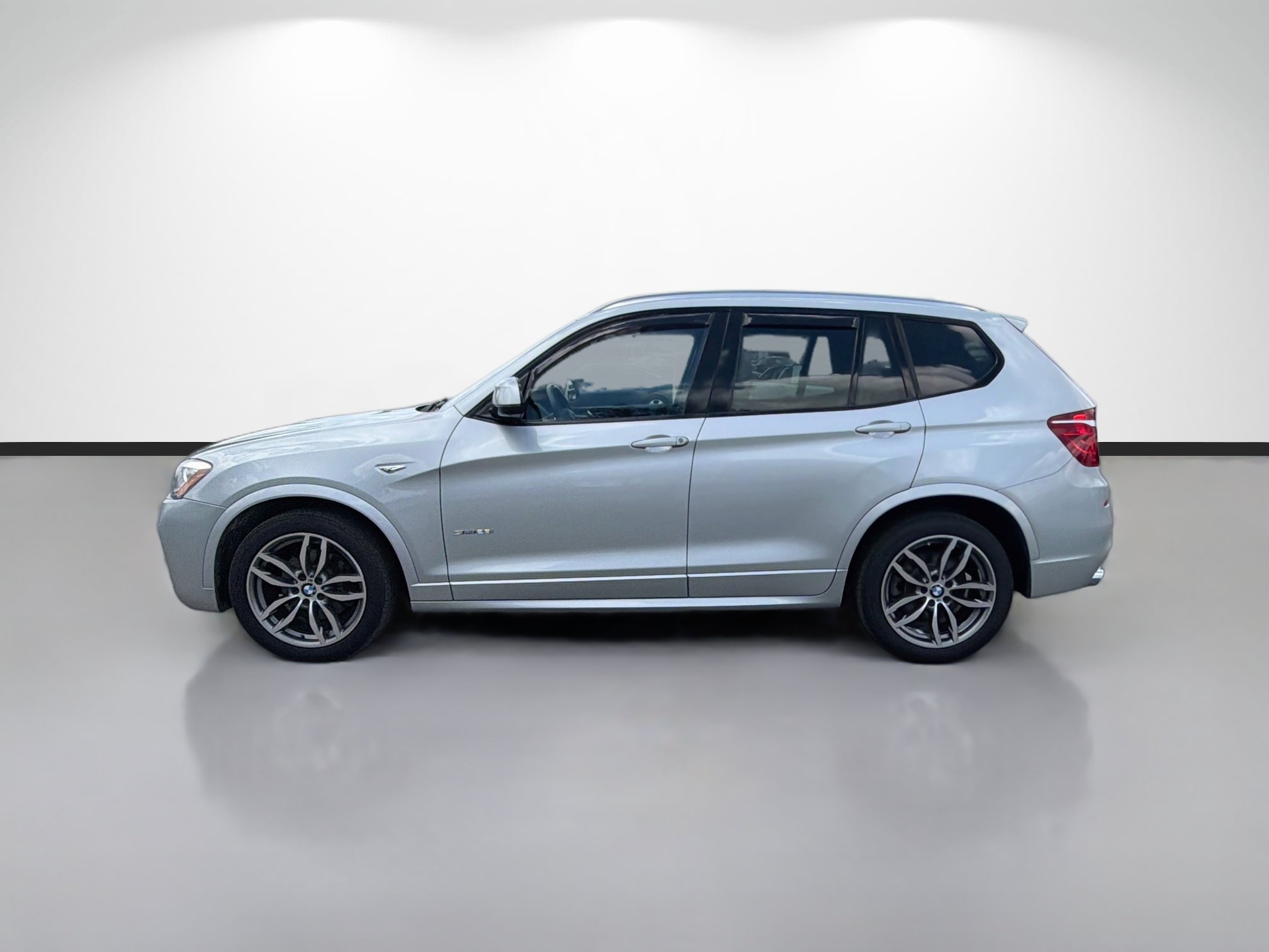 Used 2016 BMW X3 sDrive28i RWD image 6