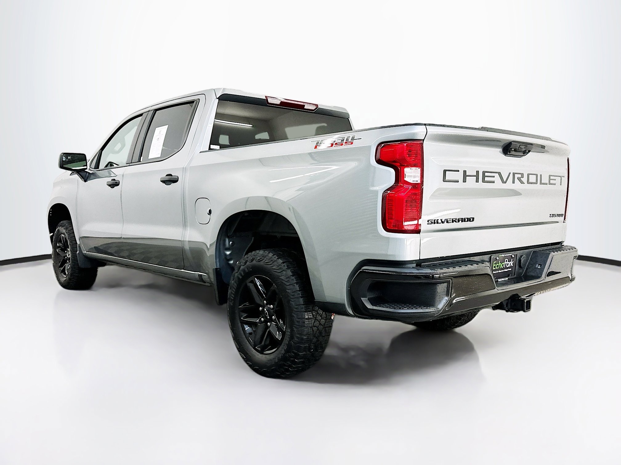 Used 2024 Chevrolet Silverado 1500 Custom Trail Boss w/ LPO, Dark Essentials Package image 7