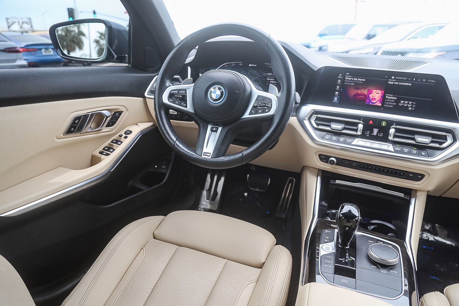 Used 2022 BMW 330e xDrive w/ M Sport Package image 16