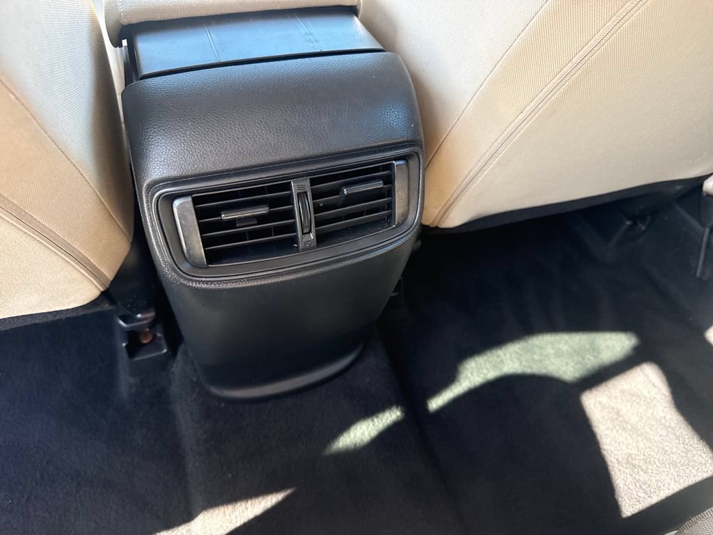Used 2017 Honda CR-V LX image 17