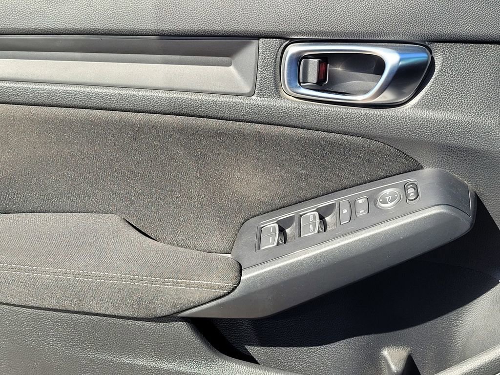 Used 2023 Honda CR-V Sport image 15