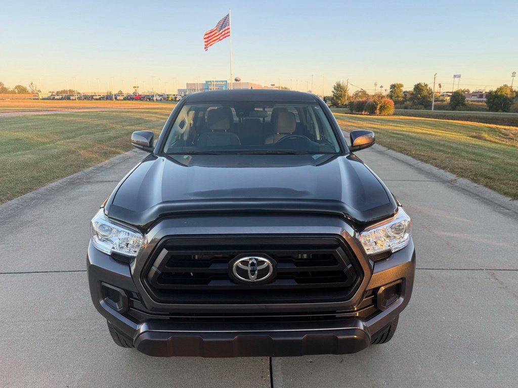 Used 2023 Toyota Tacoma SR AWD/4WD image 12