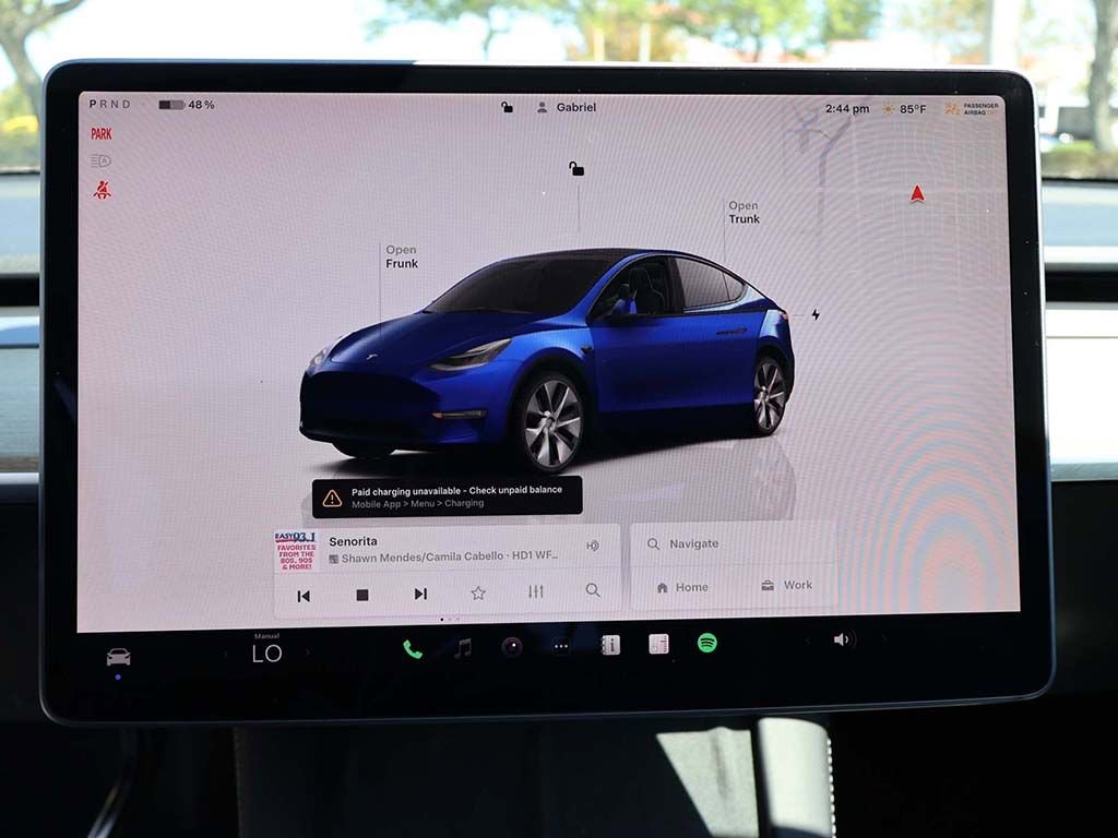 Used 2022 Tesla Model Y Long Range image 45