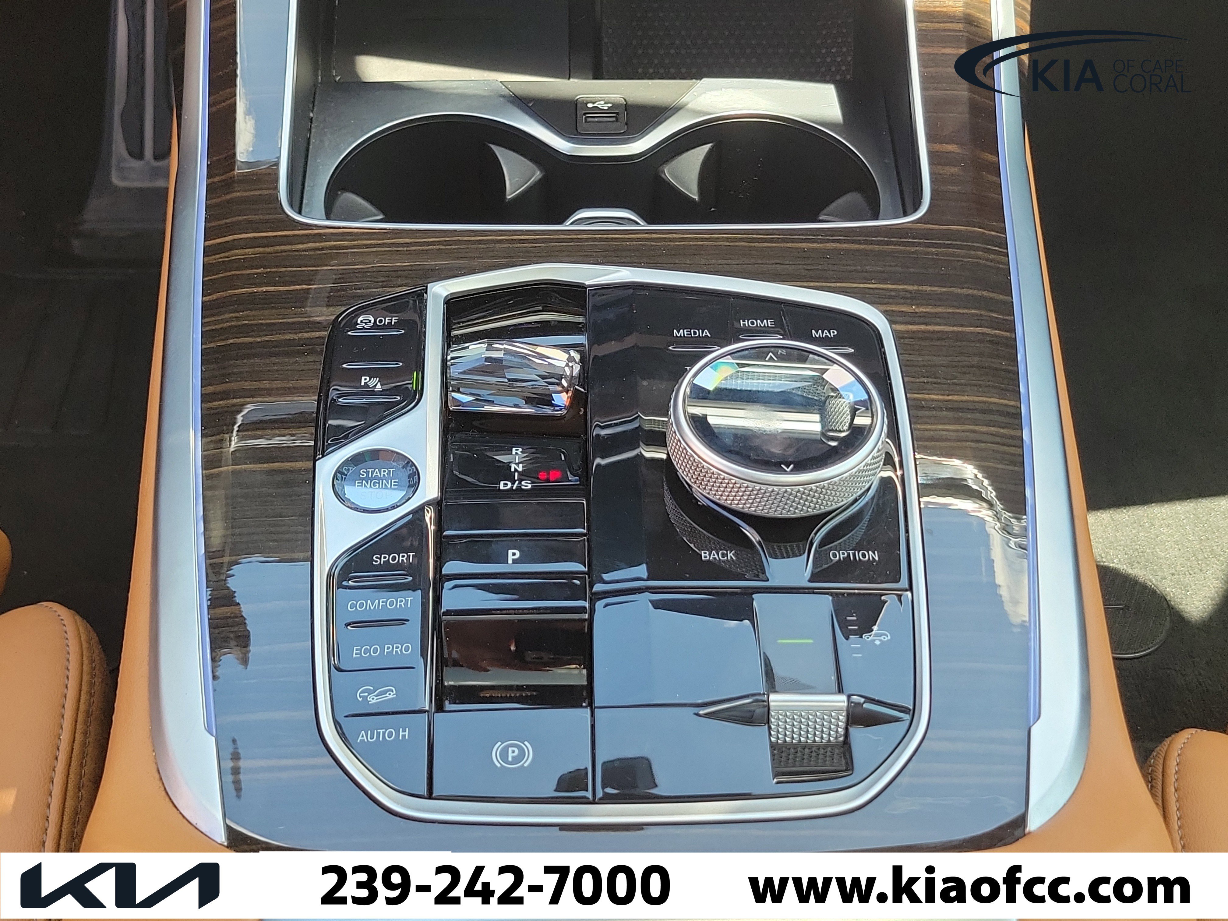 Used 2024 BMW X7 xDrive40i w/ M Sport Package image 21