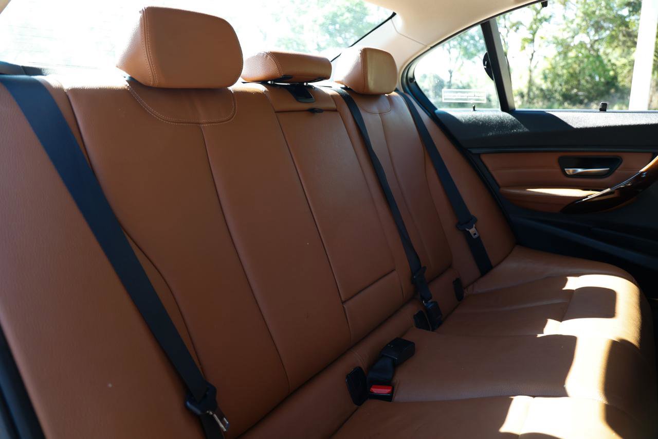 Used 2013 BMW 328i xDrive Sedan image 12