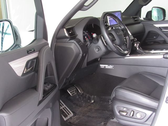 Used 2023 Lexus LX 600 F Sport AWD/4WD image 9