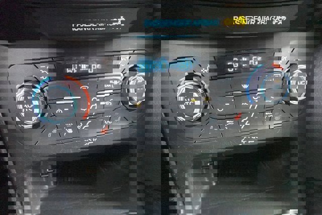 Used 2017 Ford Focus Electric Hatchback image 19