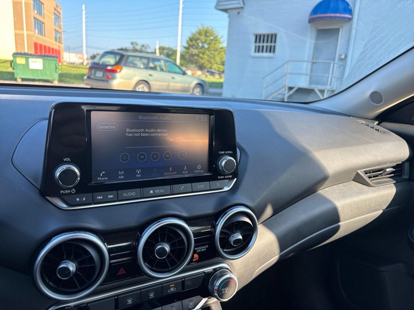 Used 2025 Nissan Sentra S FWD image 33
