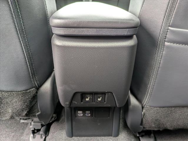 Used 2024 Toyota Prius Limited w/ Limited Premium Package FWD image 17
