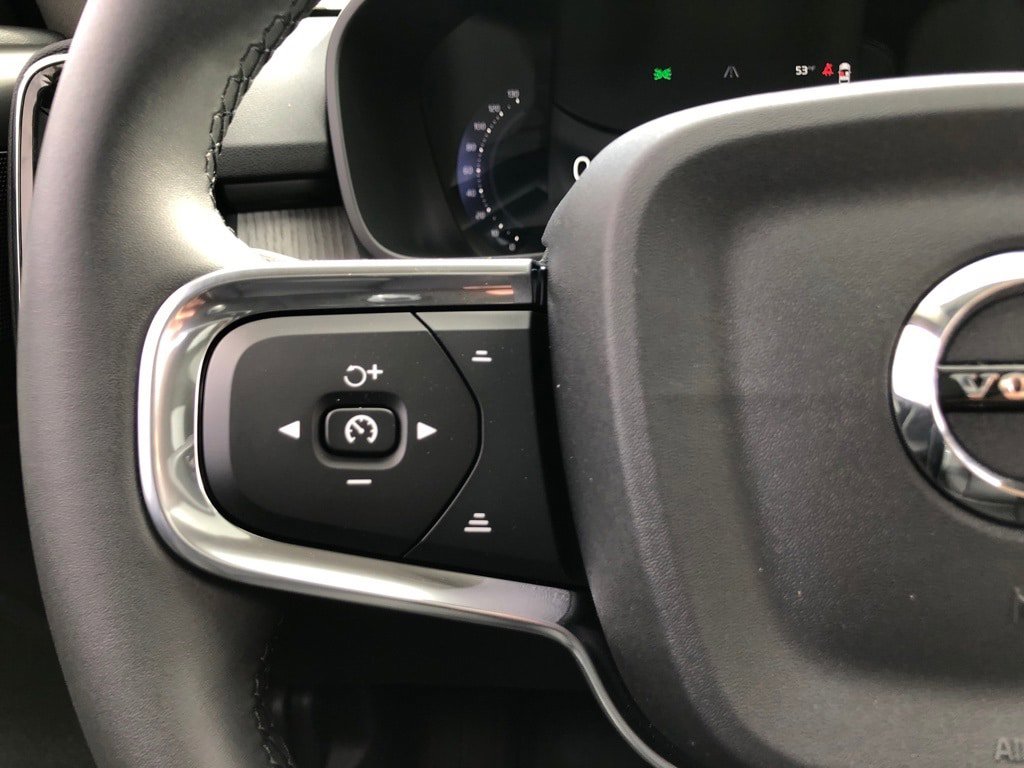 New 2026 Volvo XC40 B5 Plus w/ Protection Package Premier AWD/4WD image 22