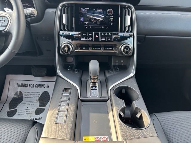 Used 2025 Lexus LX 700h Overtrail AWD/4WD image 12