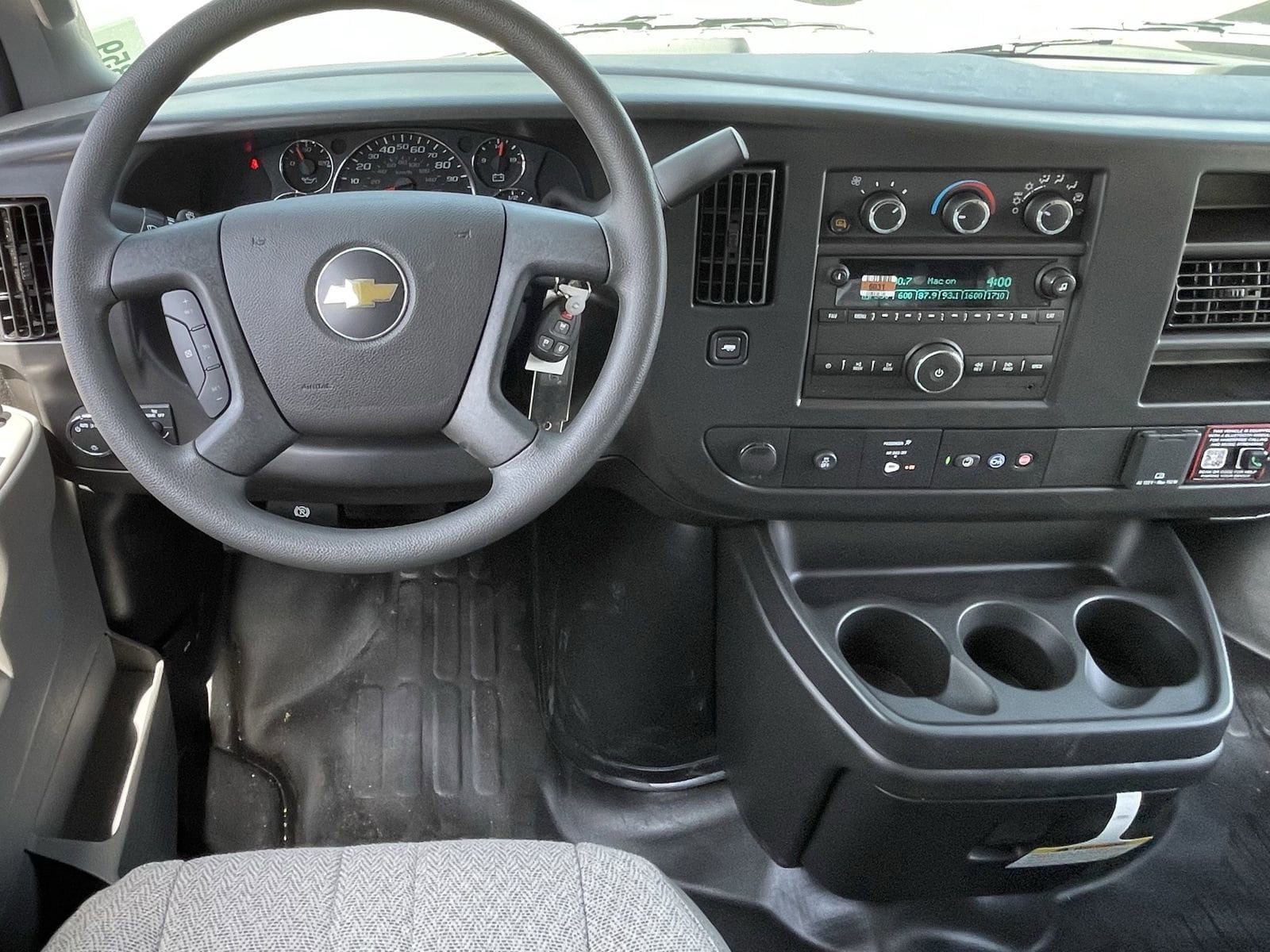 New 2026 Chevrolet Express 2500 w/ Driver Convenience Package RWD image 19