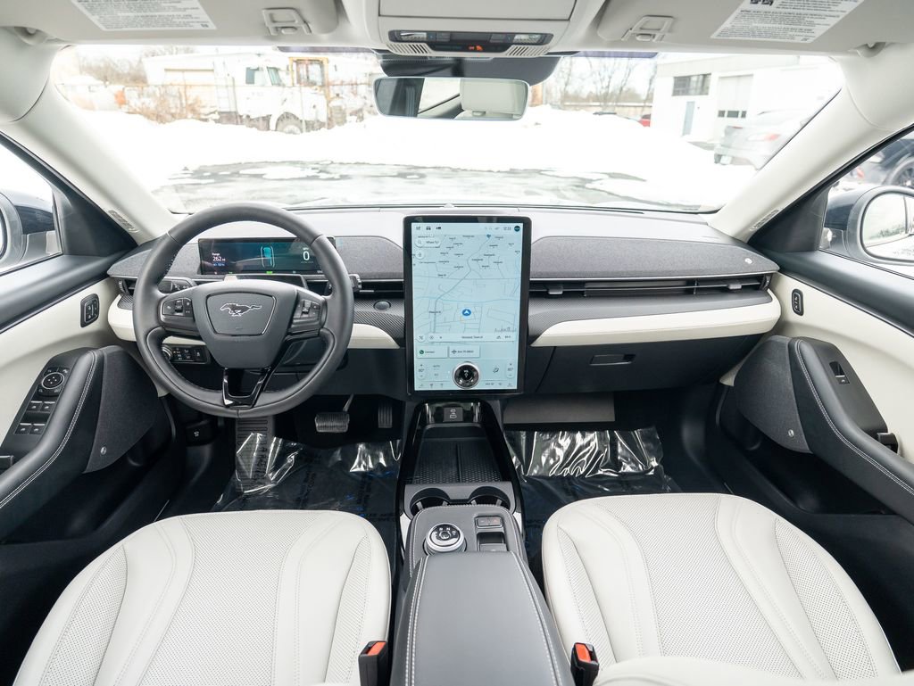 Used 2021 Ford Mustang Mach-E Premium image 16
