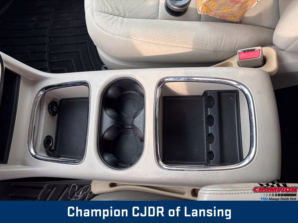 Used 2011 Dodge Grand Caravan Crew w/ Driver Convenience Group FWD image 27