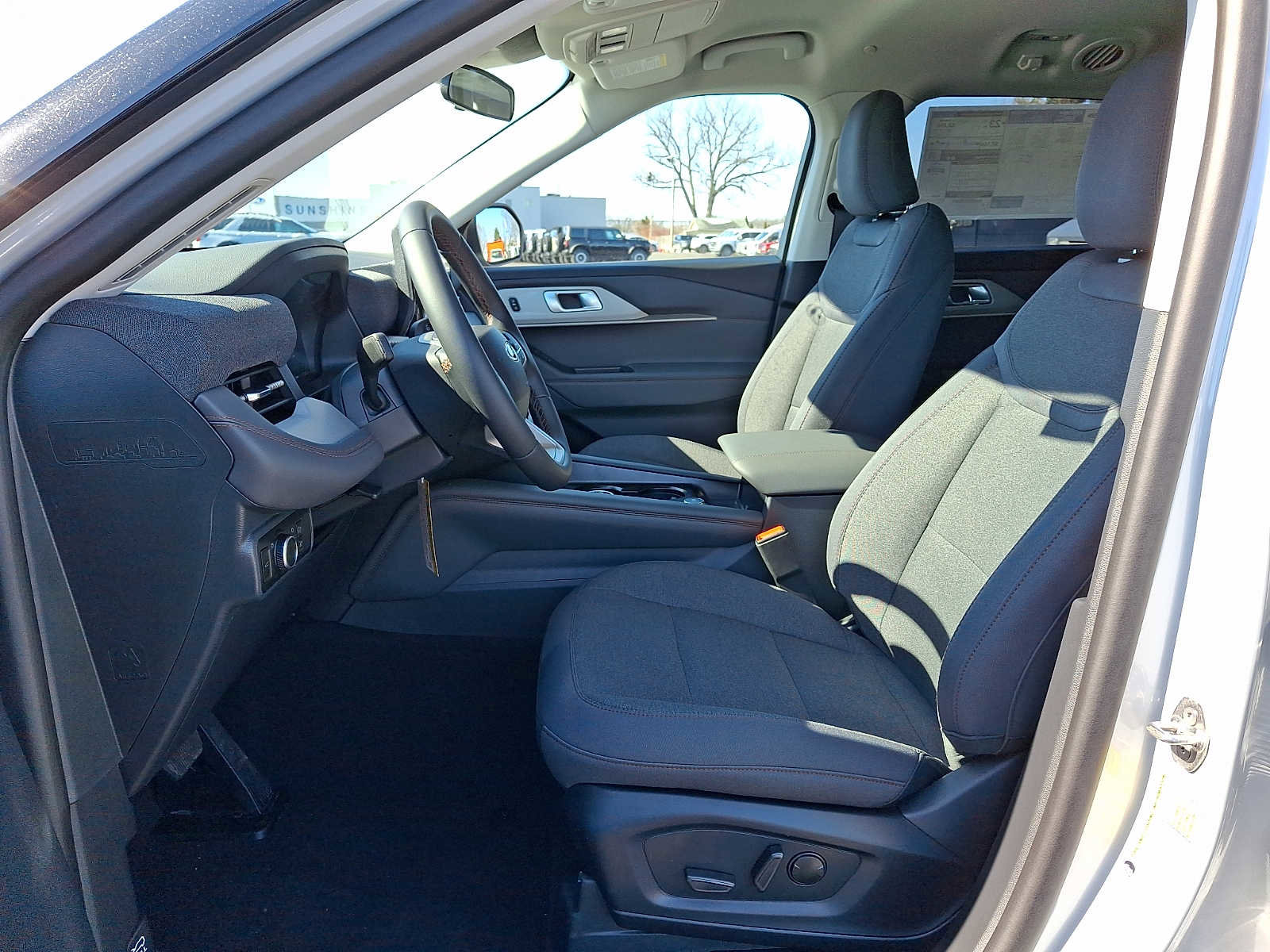 New 2026 Ford Explorer Active AWD/4WD image 12
