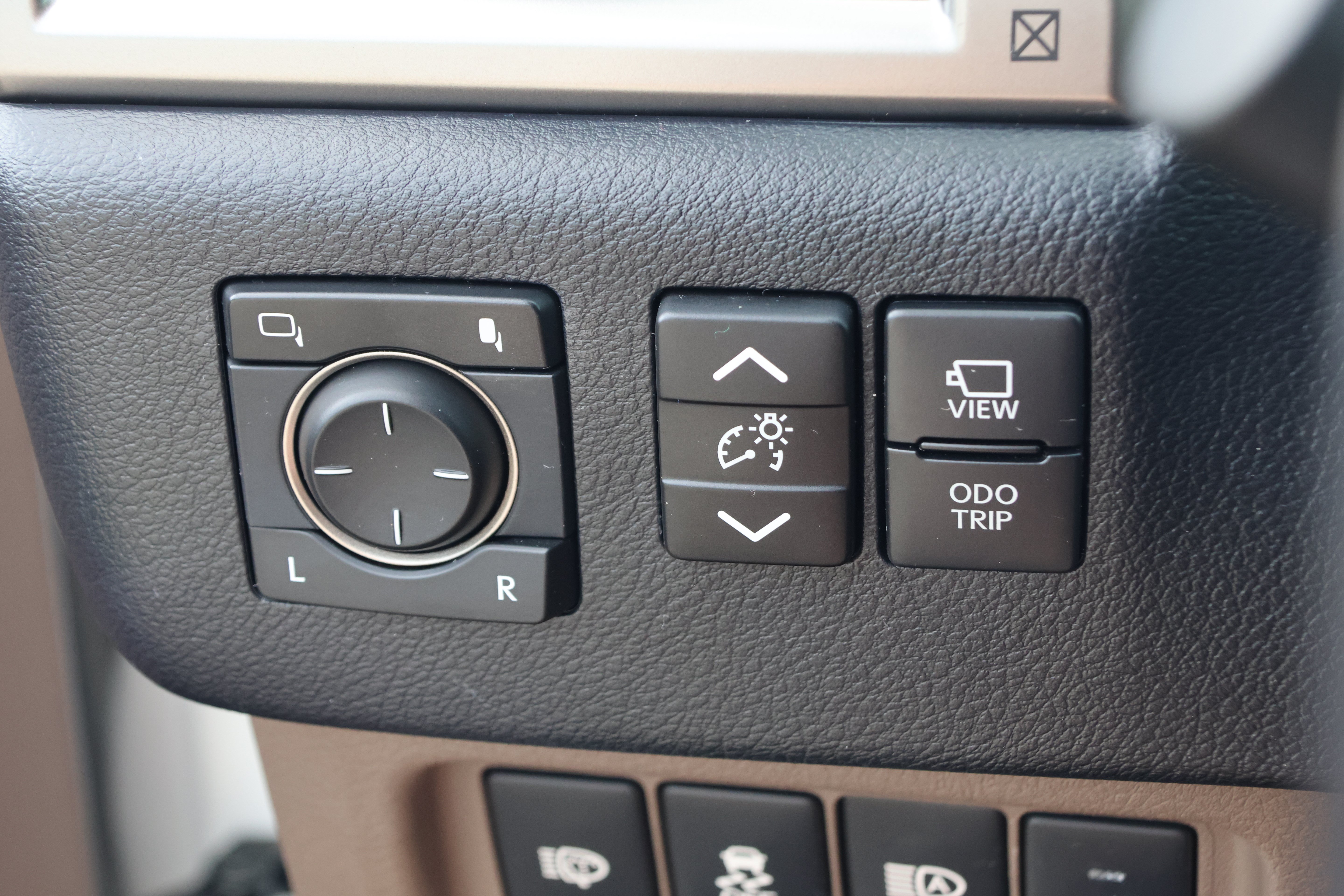 Certified 2023 Lexus GX 460 Luxury w/ Accessory Package AWD/4WD image 15