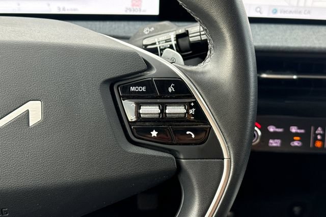 Certified 2024 Kia EV6 Light RWD image 33