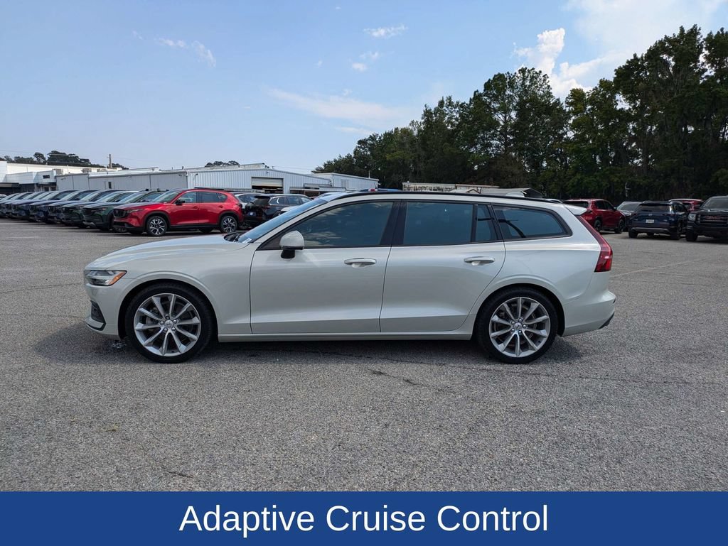 Used 2020 Volvo V60 T5 Momentum FWD image 8