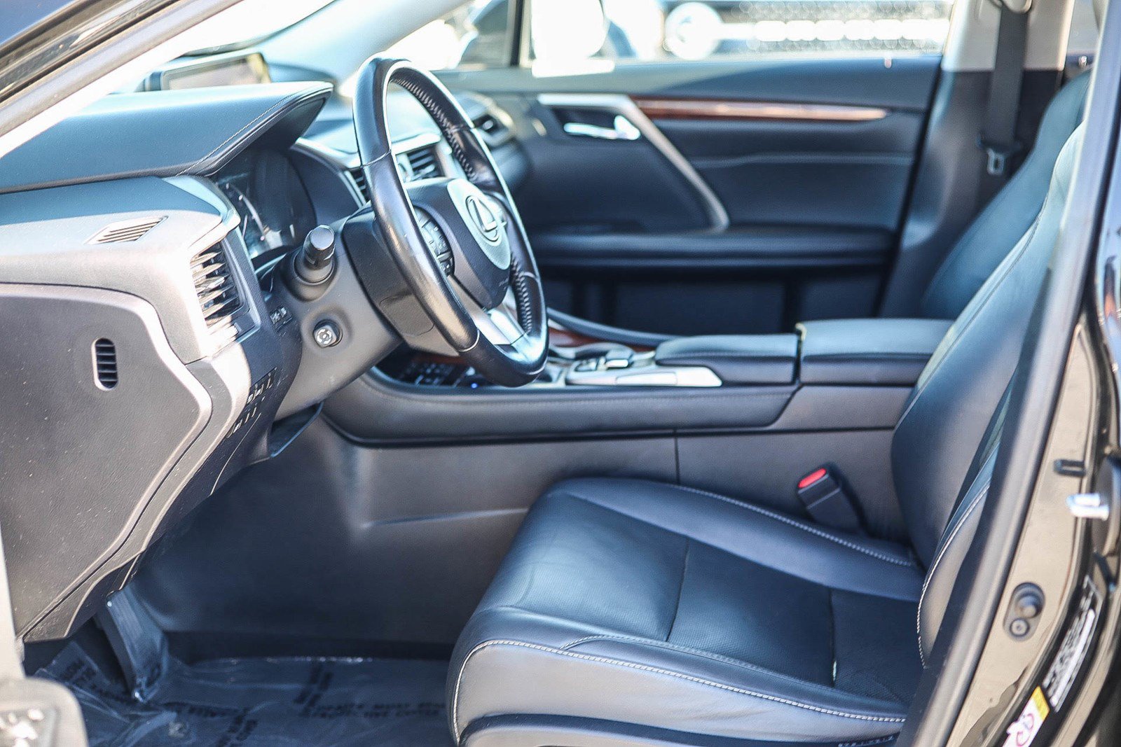 Used 2019 Lexus RX 350L AWD image 17