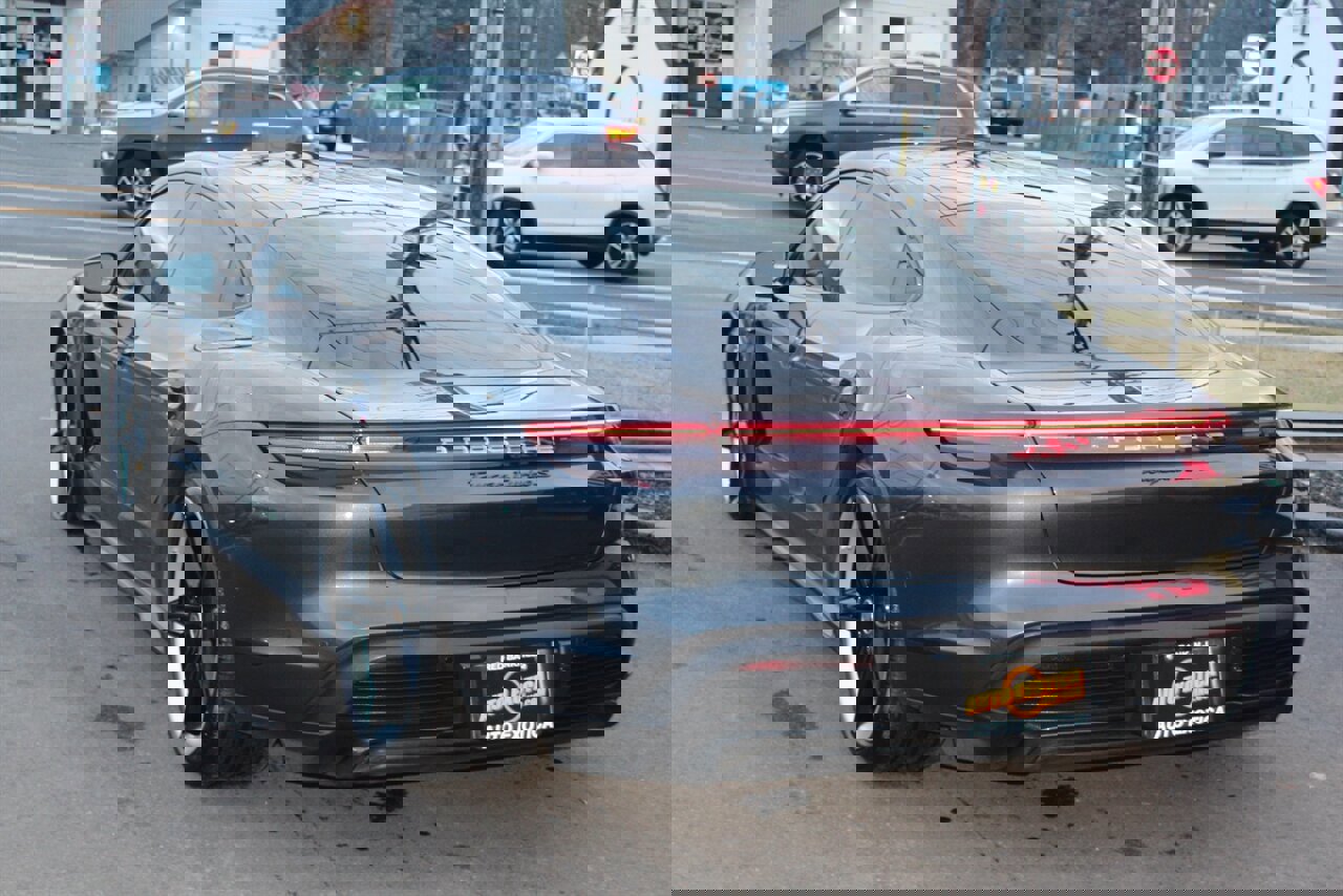 Used 2020 Porsche Taycan Turbo S image 2