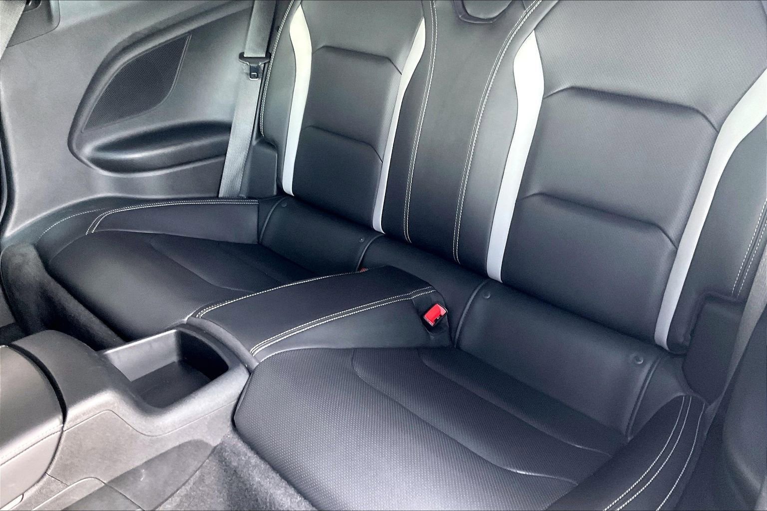 Used 2020 Chevrolet Camaro SS image 17