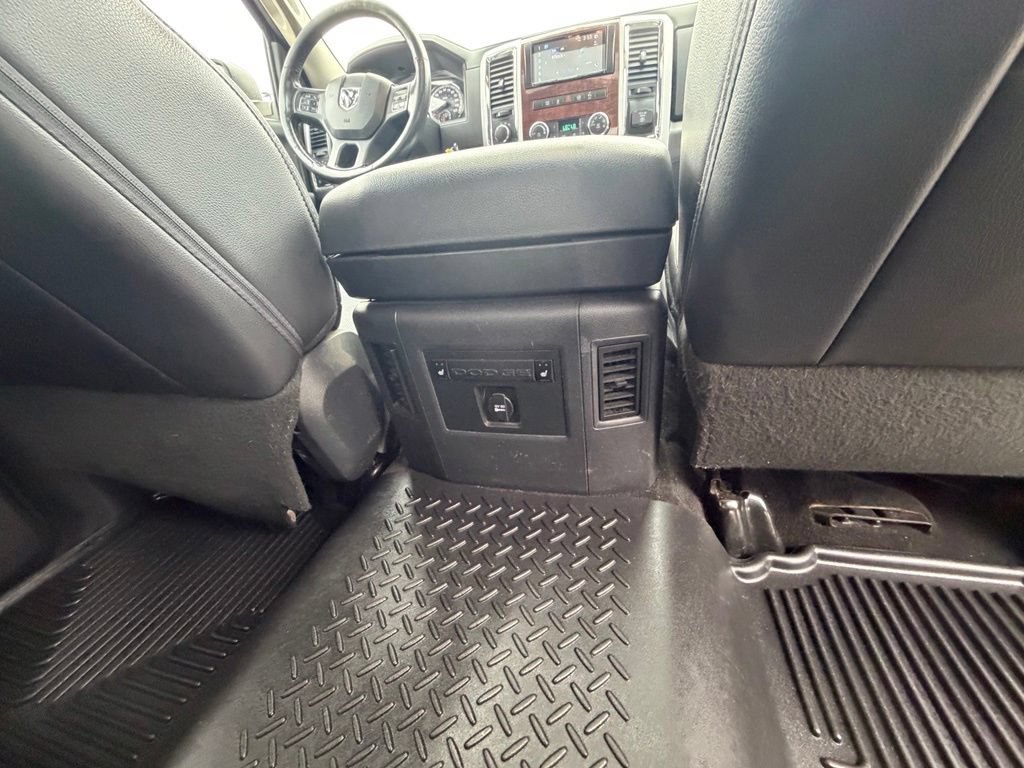 Used 2012 RAM 1500 Laramie AWD/4WD image 42