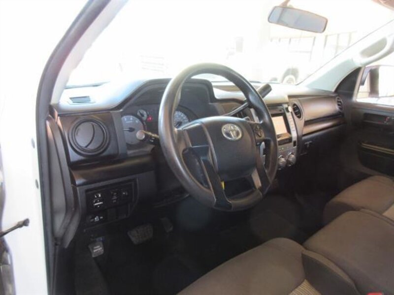 Used 2016 Toyota Tundra SR w/ Tow Package RWD image 13