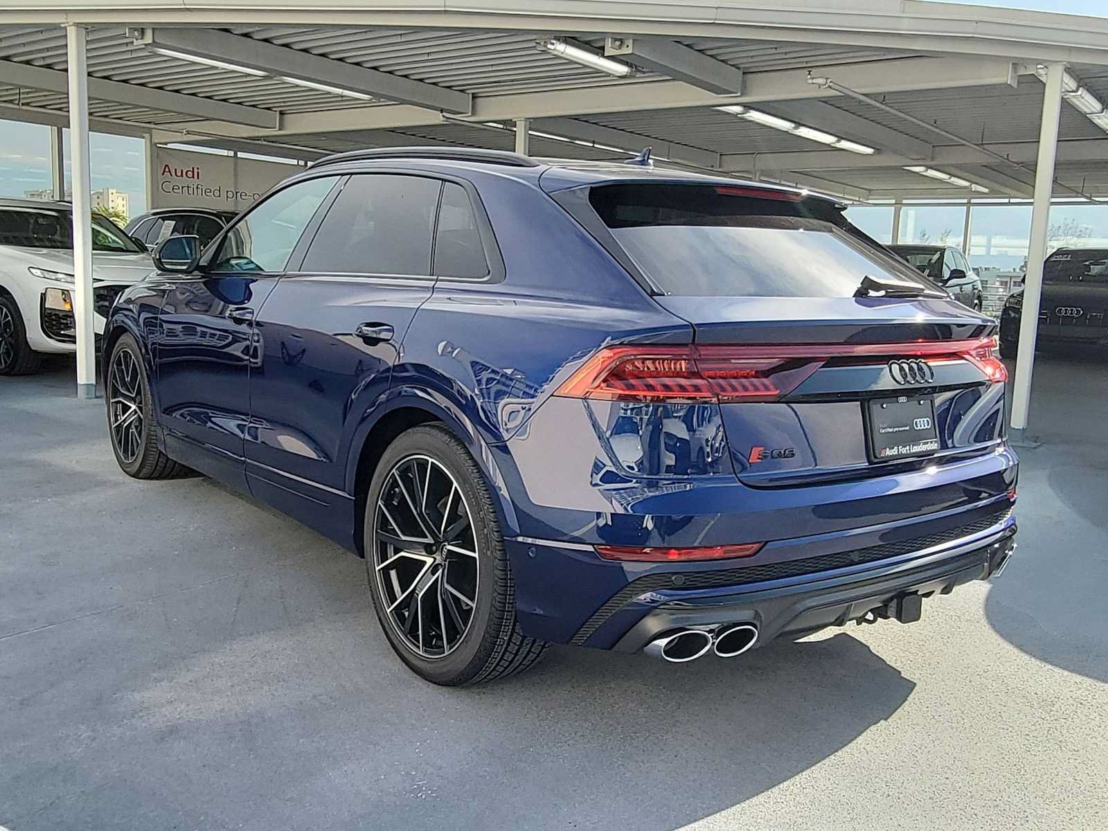 Certified 2023 Audi SQ8 Premium Plus w/ Executive Package AWD/4WD image 4