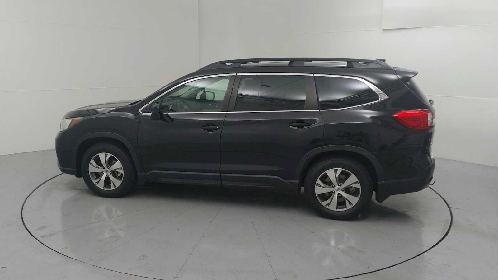 Used 2019 Subaru Ascent Premium w/ Popular Package #2A AWD/4WD image 5