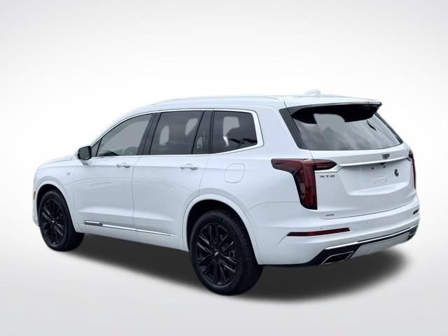 Used 2024 Cadillac XT6 Luxury w/ LPO, Floor Liner Package AWD/4WD image 9