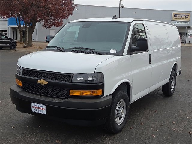 New 2025 Chevrolet Express 2500 Work Van w/ Driver Convenience Package image 1