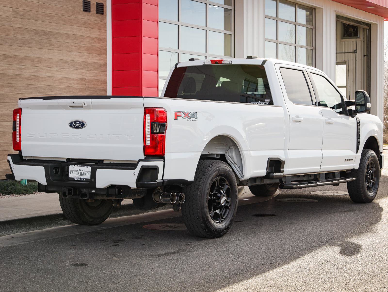 Used 2024 Ford F350 XLT w/ XLT Premium Package image 3