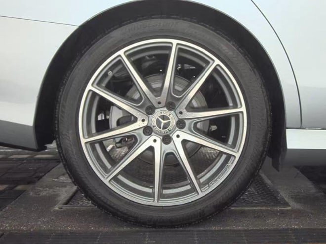Used 2021 Mercedes-Benz E 350 Sedan w/ Premium Package image 9