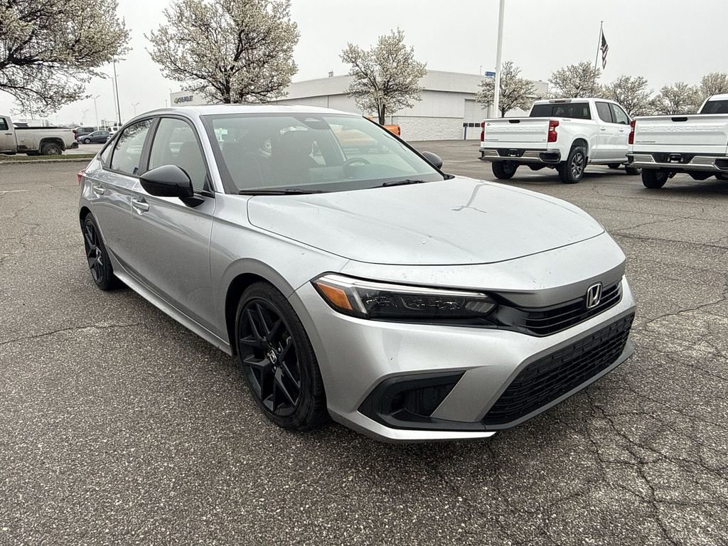 Used 2024 Honda Civic Sport image 2