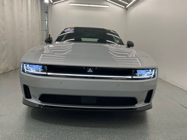 Used 2024 Dodge Charger Daytona R/T w/ Plus Group AWD/4WD image 3