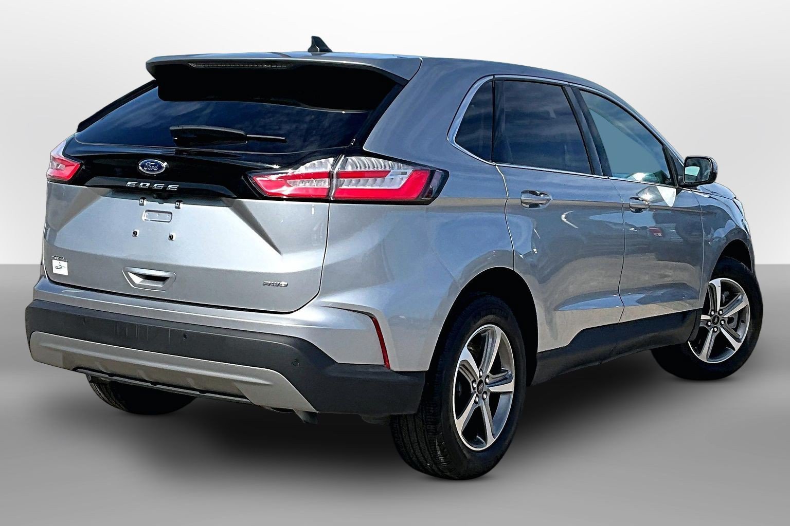 Used 2023 Ford Edge SEL w/ Convenience Package AWD/4WD image 11