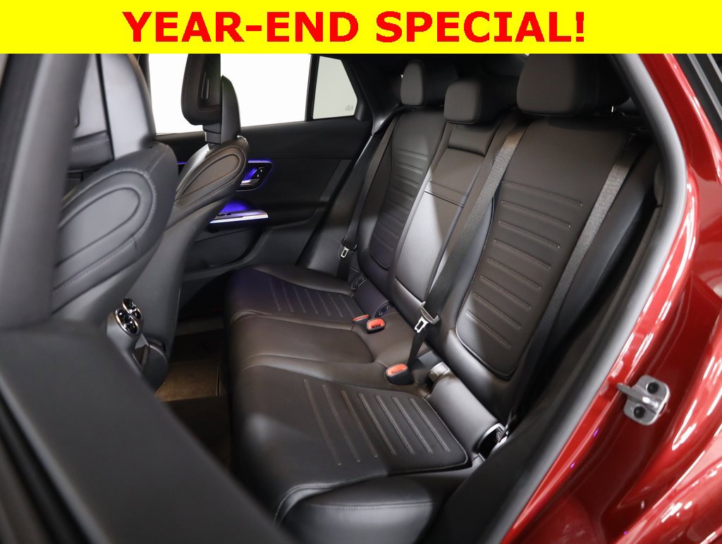 Used 2025 Mercedes-Benz GLC 300 4MATIC image 38