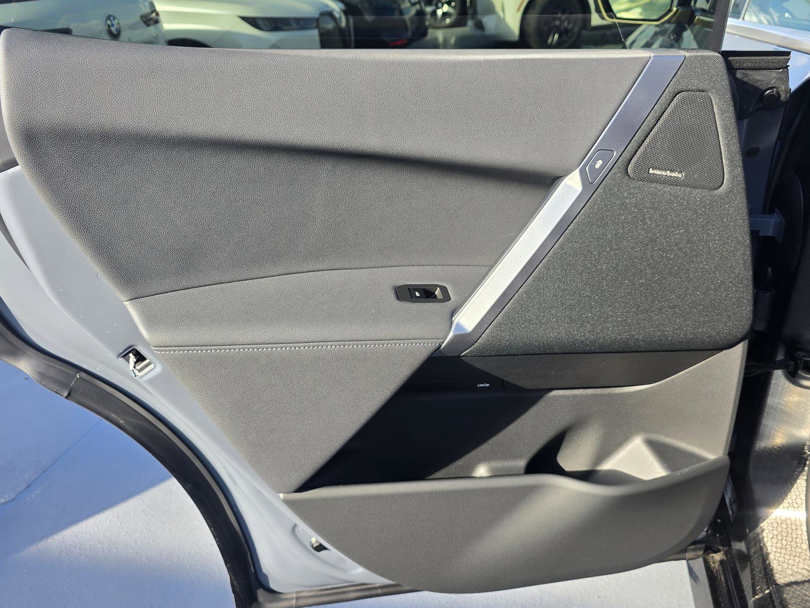 New 2026 BMW iX xDrive60 w/ M Sport Package image 8