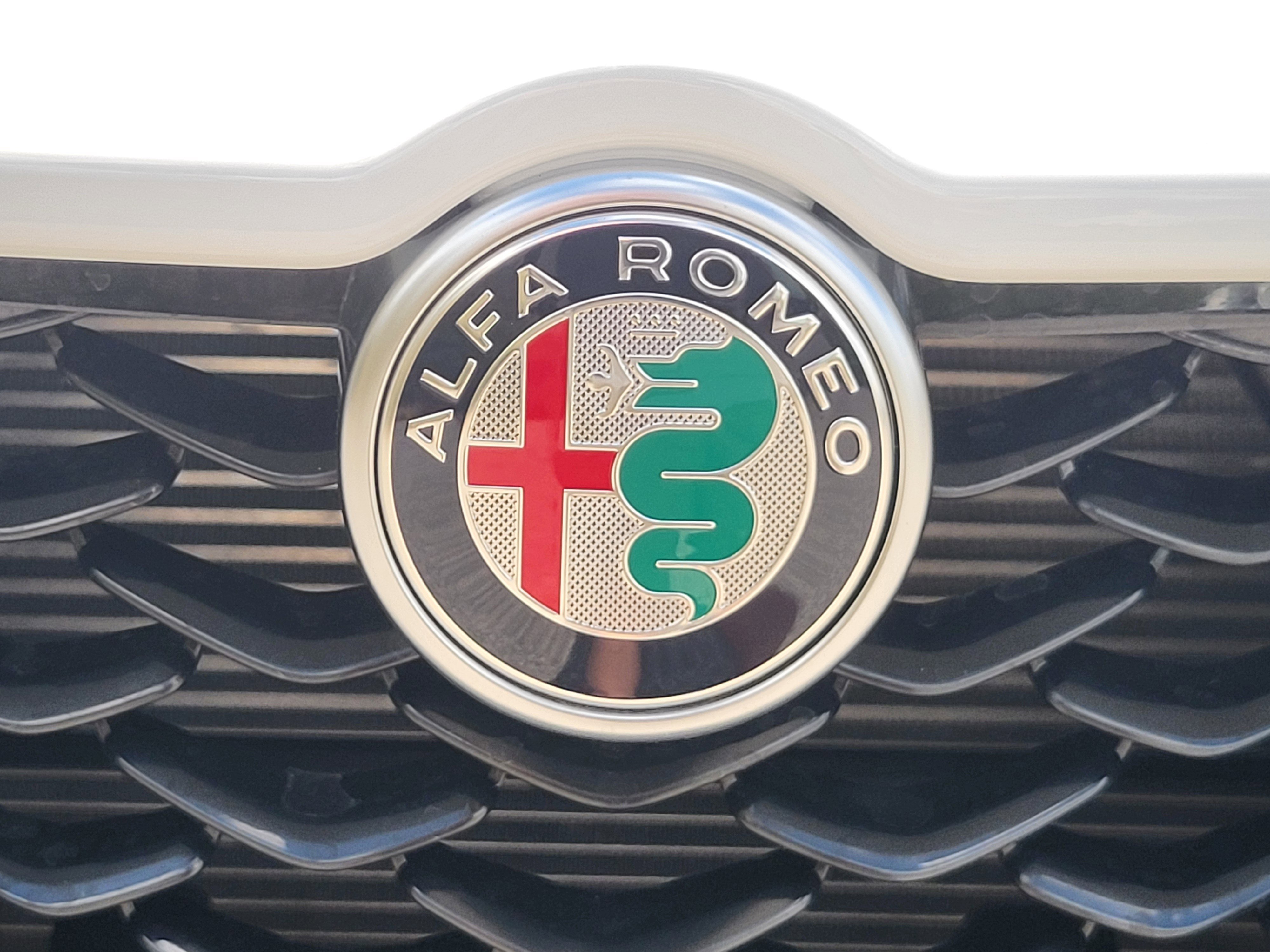 New 2026 Alfa Romeo Stelvio Sprint AWD/4WD image 10