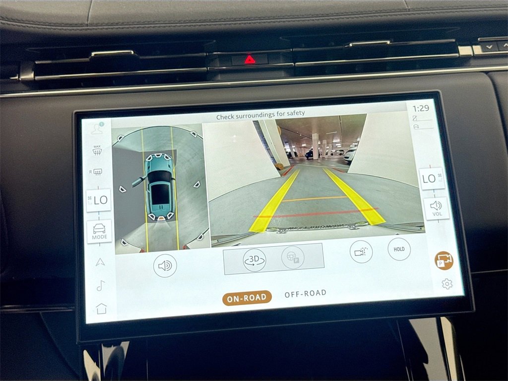 New 2026 Land Rover Range Rover Sport Dynamic SE image 14