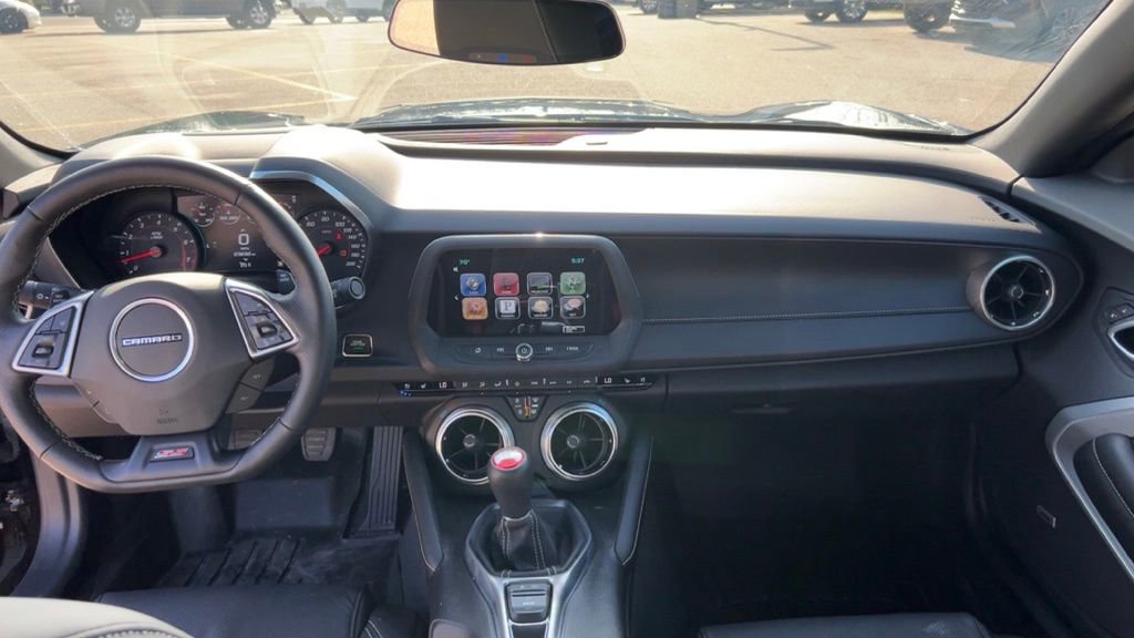 Used 2016 Chevrolet Camaro SS image 17