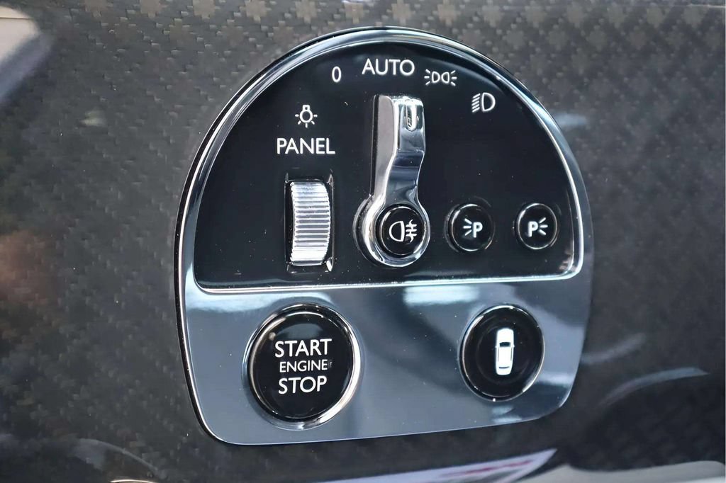 Certified 2024 Rolls-Royce Cullinan Black Badge AWD/4WD image 7