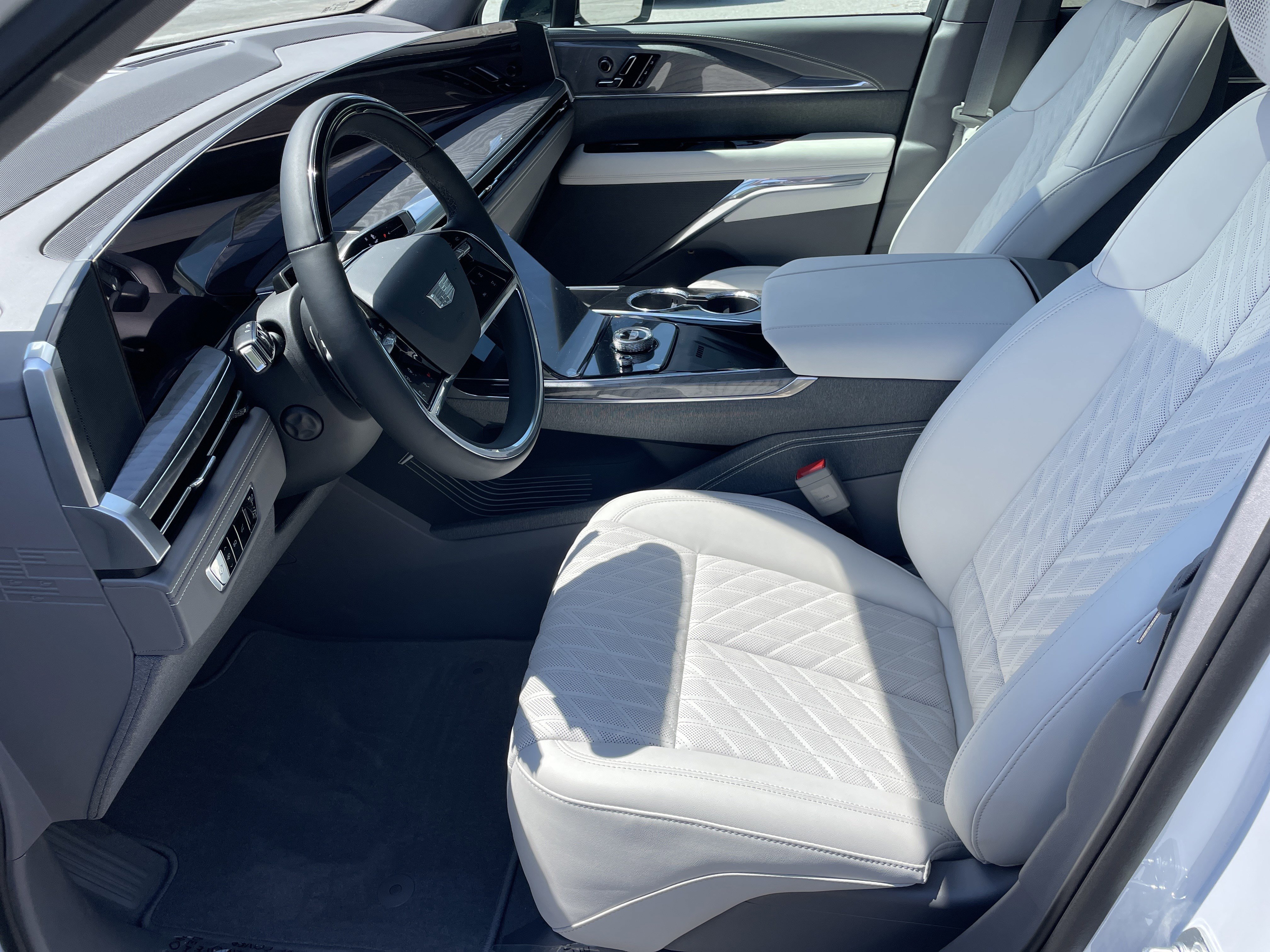 New 2026 Cadillac Escalade IQ Luxury 1 image 14